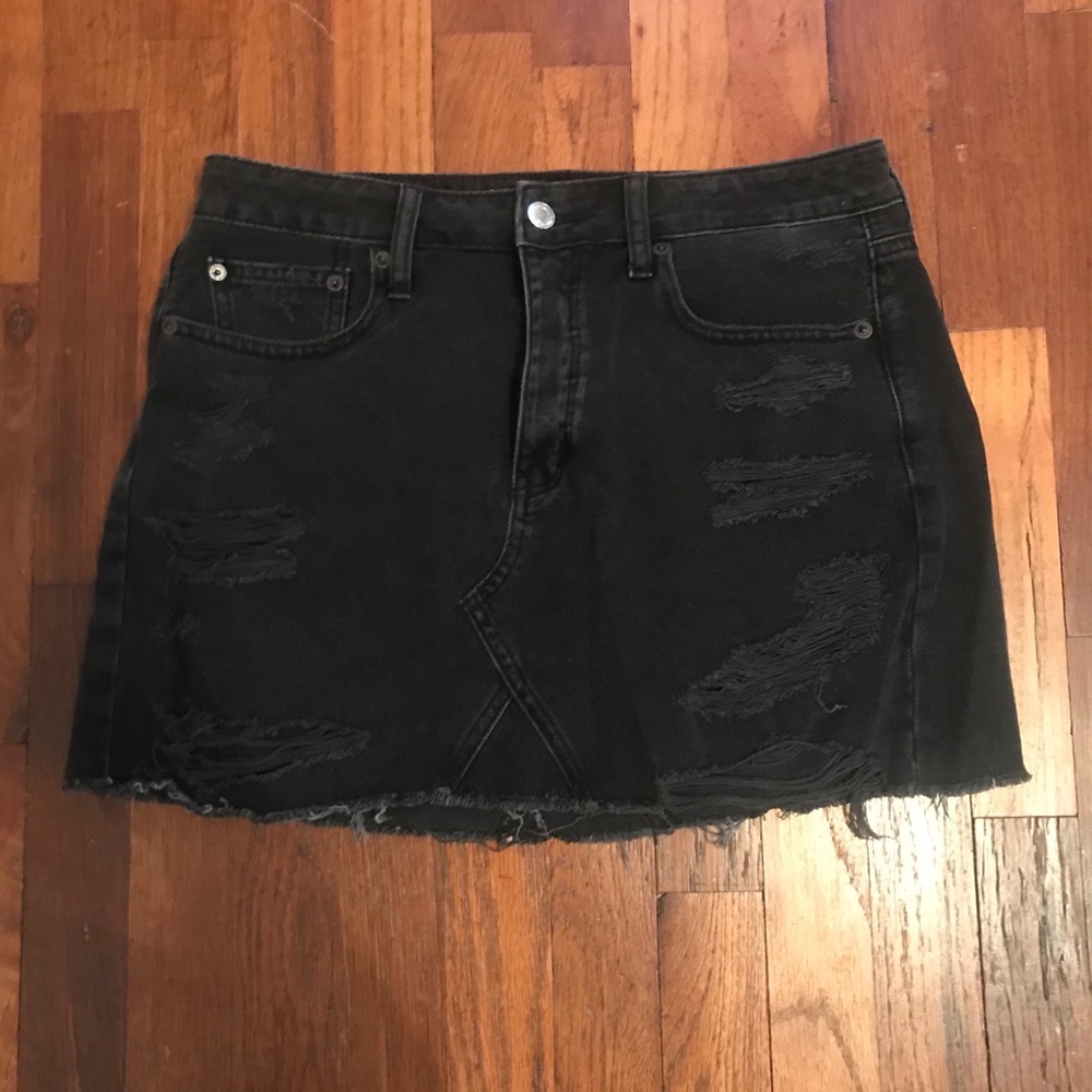 American Eagle Black Distressed Denim Skirt